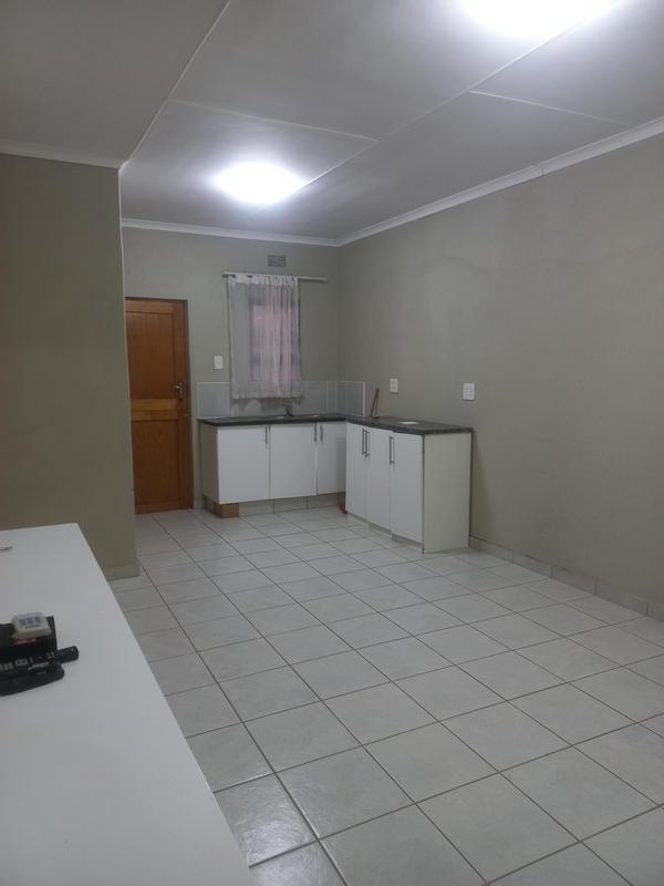 2 Bedroom Property for Sale in Queenstown Central Eastern Cape